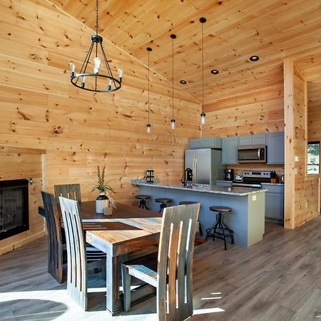 Brand New Build Cozy Cottage With Mountain View Gatlinburg Exterior foto