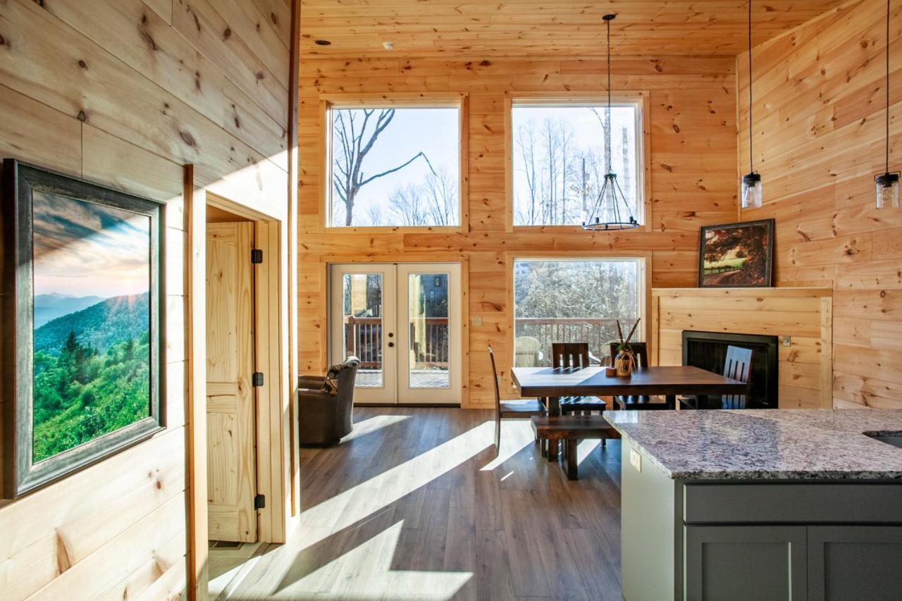 Brand New Build Cozy Cottage With Mountain View Gatlinburg Exterior foto