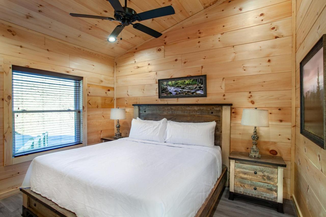 Brand New Build Cozy Cottage With Mountain View Gatlinburg Exterior foto