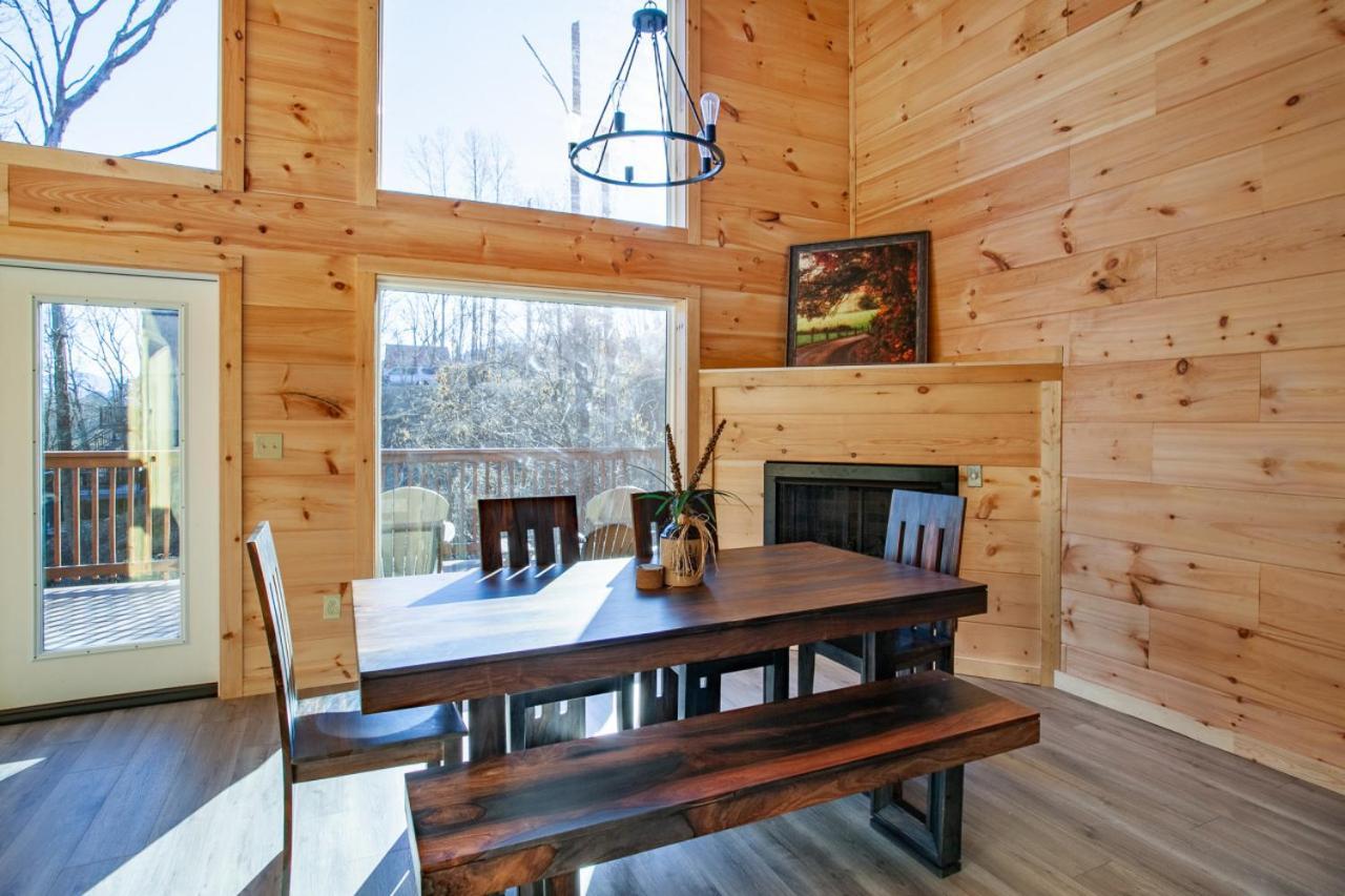 Brand New Build Cozy Cottage With Mountain View Gatlinburg Exterior foto